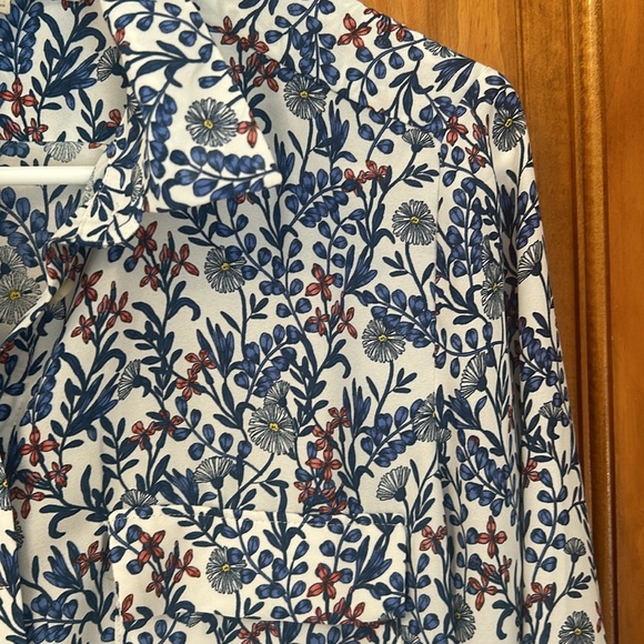 LOFT Floral Field Utility Button Down Shirt - Picture 3 of 7